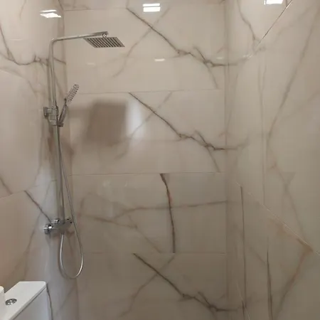 Center شقة *