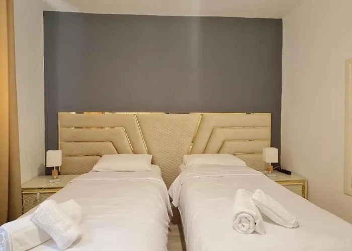 Center Apartment